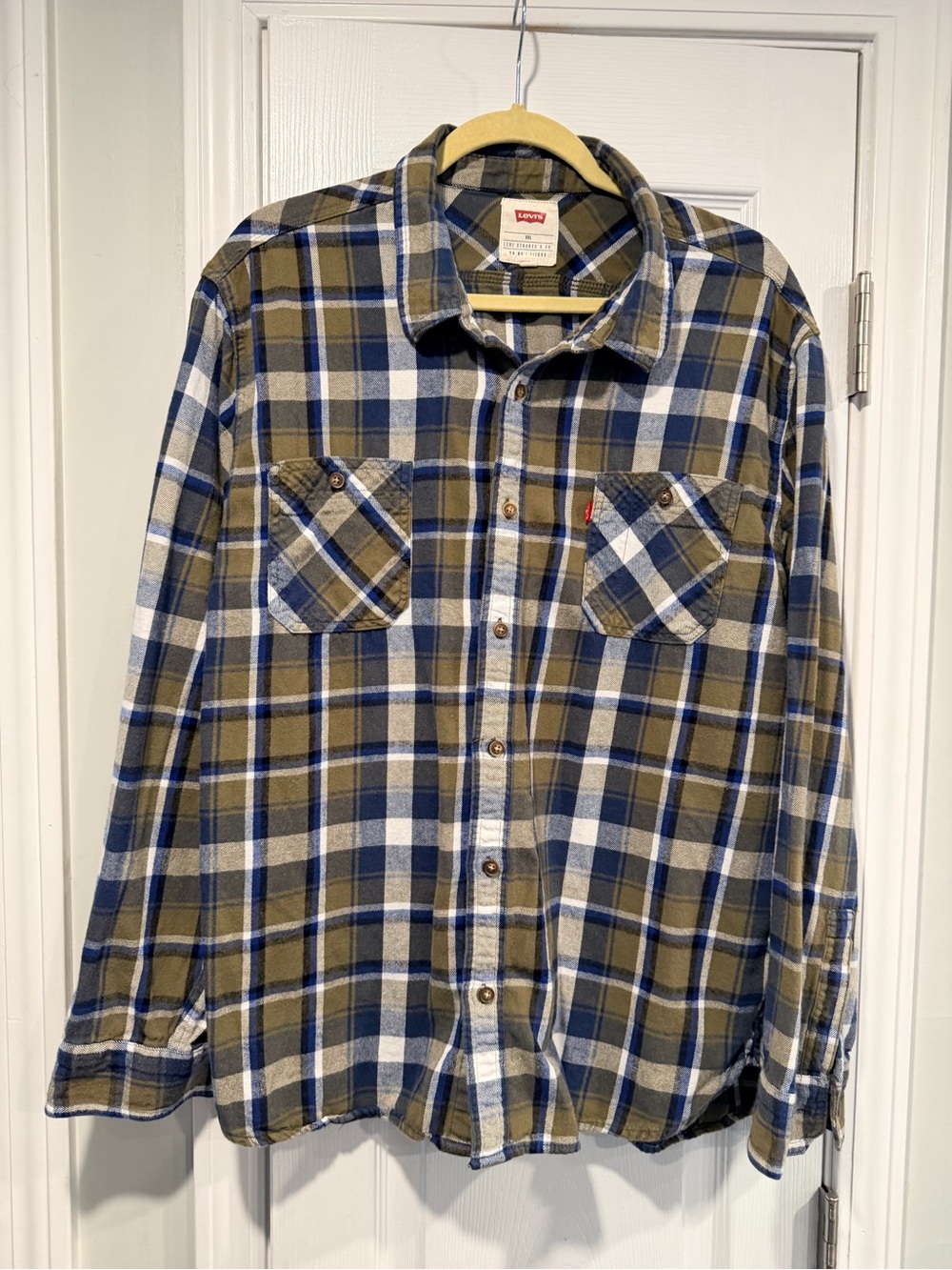Levi’s Size XXL Blue Olive Plaid Cotton Flannel Button Down Shirt